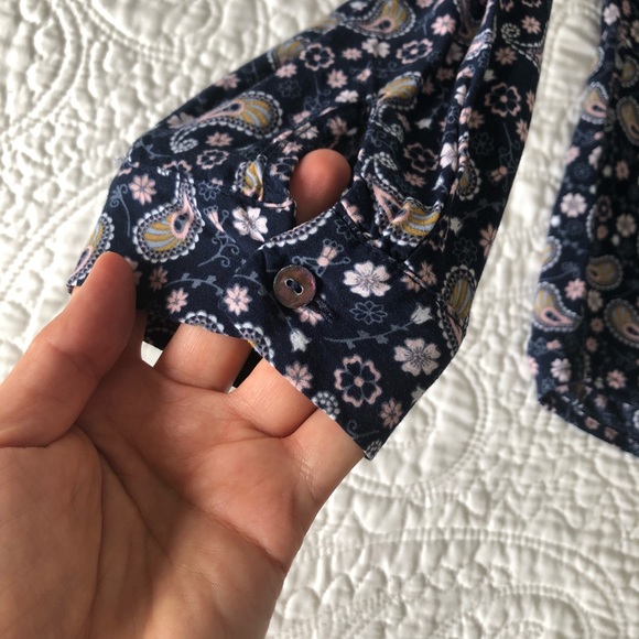 2 Tops,One H&M and One Tom Tailor - Picture 6 of 16